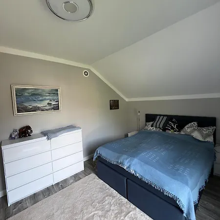 Modern Eco-friendly House With Terrace, Garden And Carport * Dalberg